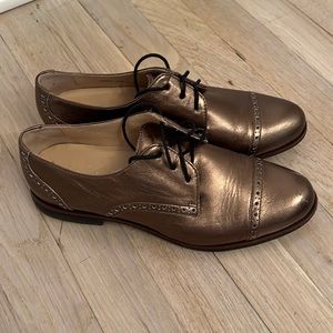 Cole Haan Gold and Black Oxfords - Size 7.5